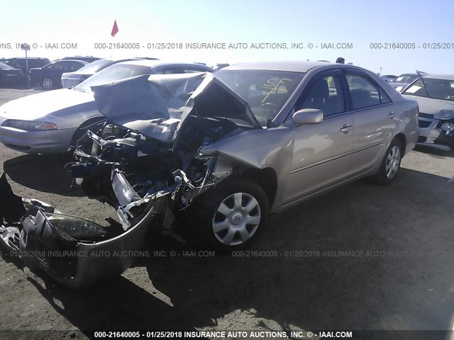 4T1BE32K54U857273 - 2004 TOYOTA CAMRY LE/XLE/SE 金色 照片 2