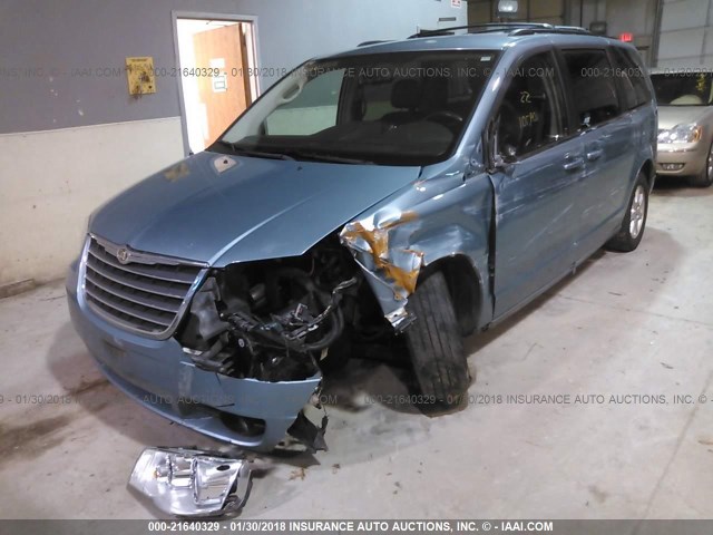 2A4RR8D10AR386306 - 2010 CHRYSLER TOWN & COUNTRY TOURING PLUS Light Blue photo 6