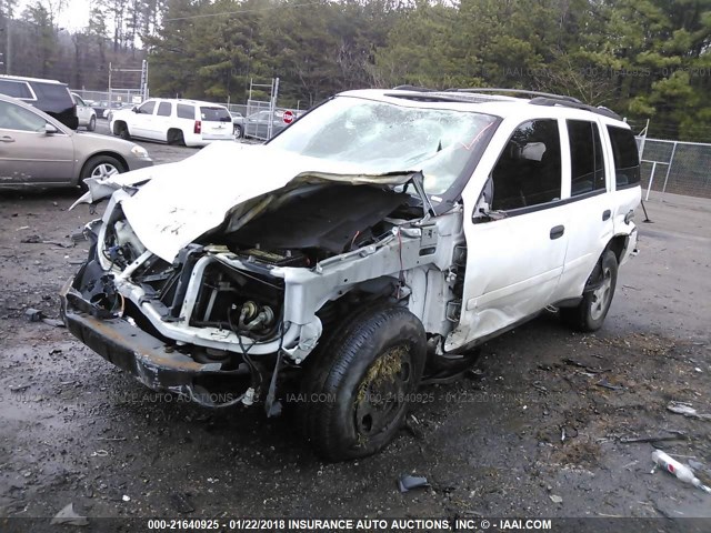 1GNDS13S062295572 - 2006 CHEVROLET TRAILBLAZER LS/LT WHITE photo 2