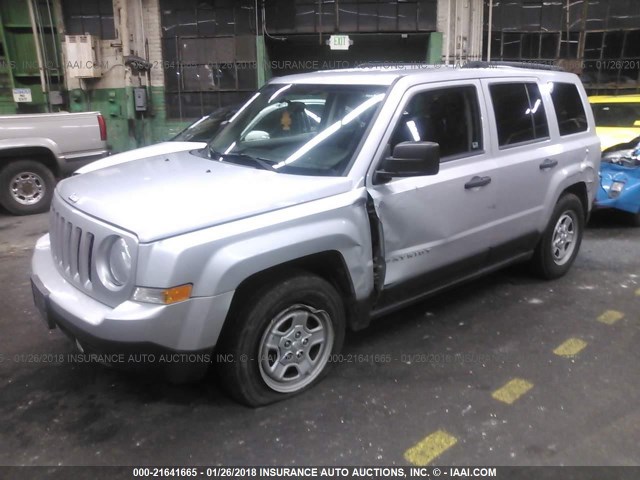 1J4NT1GBXBD213781 - 2011 JEEP PATRIOT SPORT SILVER photo 2