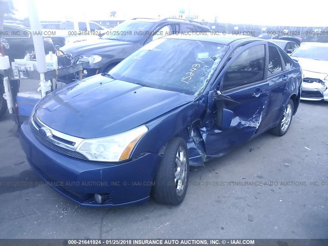 1FAHP35N28W152431 - 2008 FORD FOCUS SE/SEL/SES BLUE photo 2