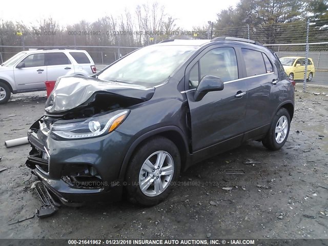 KL7CJLSB9HB228893 - 2017 CHEVROLET TRAX 1LT GRAY photo 2