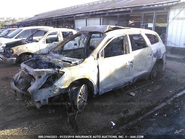 5GAER23768J195786 - 2008 BUICK ENCLAVE CXL SILVER photo 2