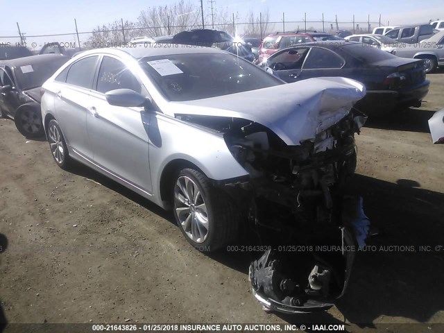 5NPEC4AC1DH675314 - 2013 HYUNDAI SONATA SE/LIMITED SILVER photo 1