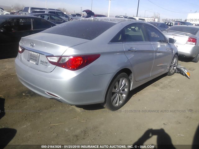 5NPEC4AC1DH675314 - 2013 HYUNDAI SONATA SE/LIMITED SILVER photo 4