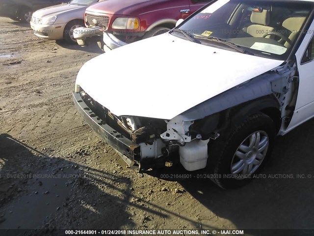 4T1BG22K21U867565 - 2001 TOYOTA CAMRY CE/LE/XLE 白色 照片 6