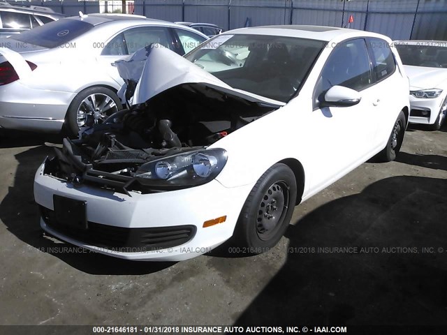 WVWBB7AJ1CW315037 - 2012 VOLKSWAGEN GOLF 白色 照片 2