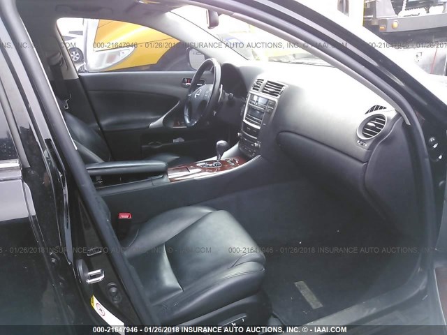 JTHBK262382065088 - 2008 LEXUS IS 250 BLACK photo 5