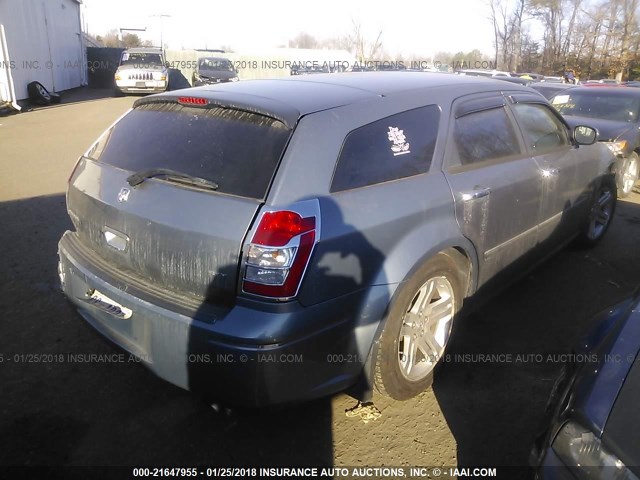 2D4FV47V06H424709 - 2006 DODGE MAGNUM SXT GRAY photo 4