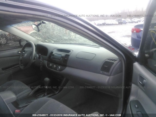 4T1BE32K76U743018 - 2006 TOYOTA CAMRY LE/XLE/SE შავი ფოტო 5
