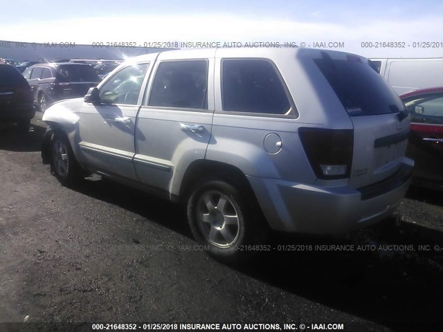 1J8GR48K38C194480 - 2008 JEEP GRAND CHEROKEE LAREDO SILVER photo 3