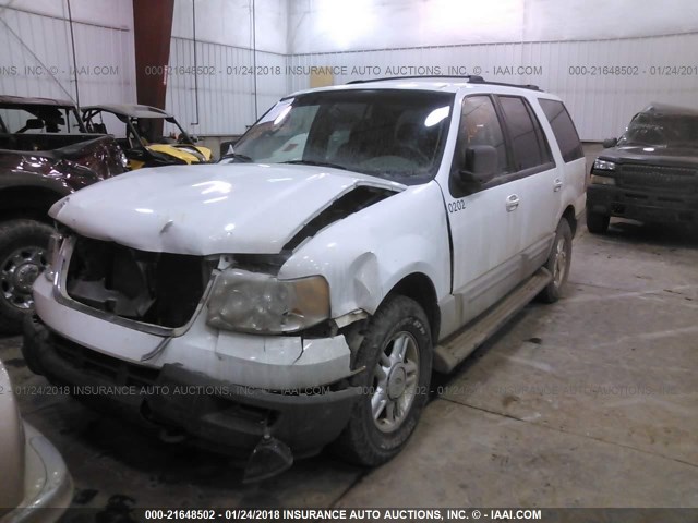 1FMPU16L34LA21743 - 2004 FORD EXPEDITION XLT 白色 照片 2