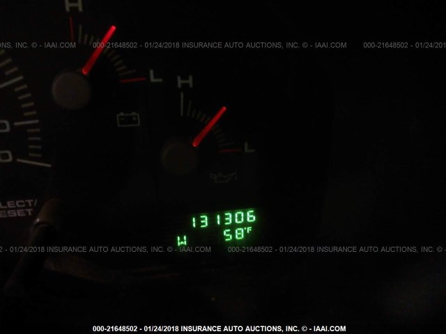 1FMPU16L34LA21743 - 2004 FORD EXPEDITION XLT 白色 照片 7