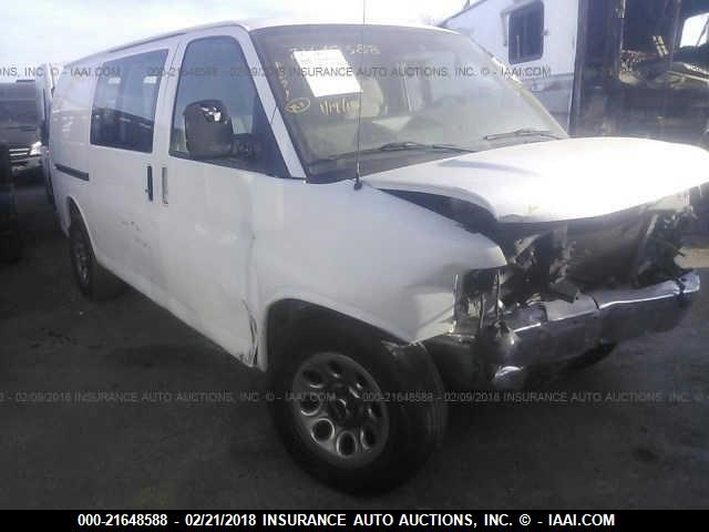 1GCFG15X091133317 - 2009 CHEVROLET EXPRESS G1500  WHITE photo 1