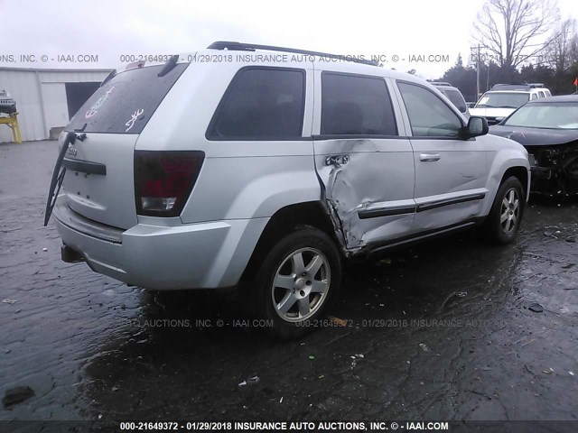 1J8GR48K28C184233 - 2008 JEEP GRAND CHEROKEE LAREDO SILVER photo 4