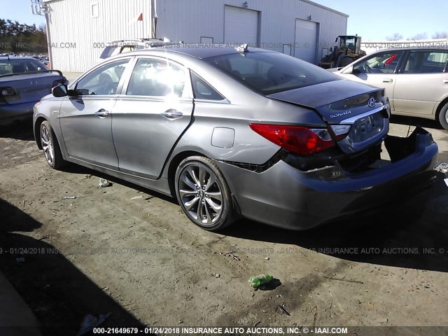 5NPEC4AC0CH339166 - 2012 HYUNDAI SONATA SE/LIMITED GRAY photo 3