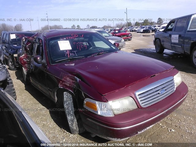 2FAFP74W43X104869 - 2003 FORD CROWN VICTORIA LX RED photo 1
