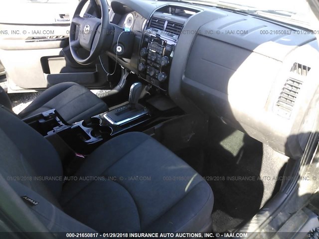 4F2CY0C71AKM00105 - 2010 MAZDA TRIBUTE I BLACK photo 5