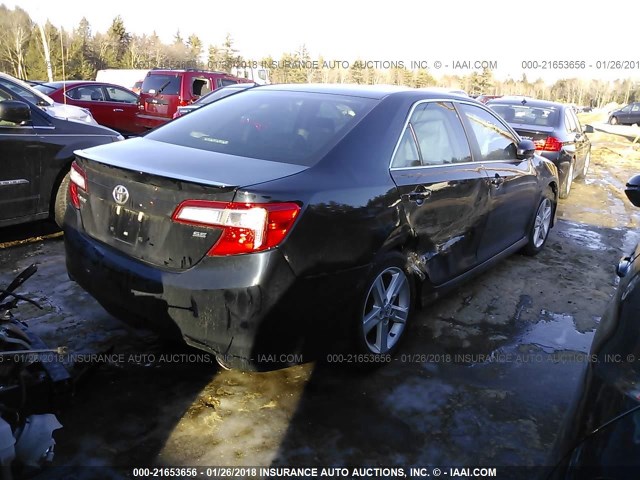 4T1BF1FK8EU783117 - 2014 TOYOTA CAMRY L/SE/LE/XLE შავი ფოტო 4