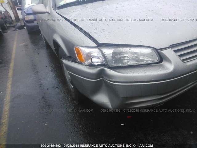 JT2BG22K5X0356848 - 1999 TOYOTA CAMRY LE/XLE GRAY photo 6