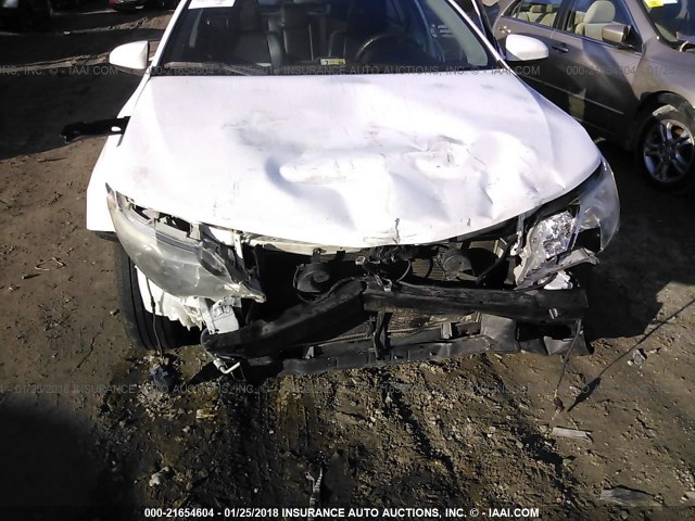 4T1BF1FK7CU546776 - 2012 TOYOTA CAMRY SE/LE/XLE WHITE photo 6