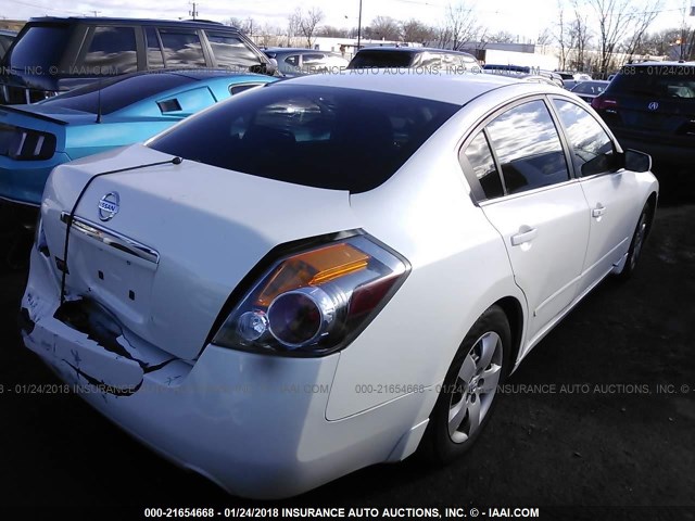 1N4AL21E17C113021 - 2007 NISSAN ALTIMA 2.5/2.5S WHITE photo 4