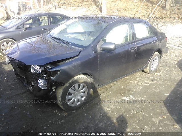 1NXBU4EE3AZ374715 - 2010 TOYOTA COROLLA S/LE/XLE GRAY photo 2