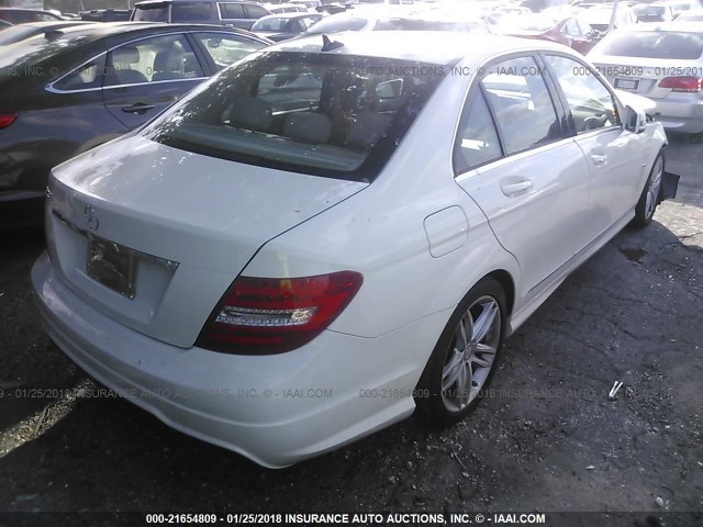 WDDGF4HB0CR206841 - 2012 MERCEDES-BENZ C 250 WHITE photo 4