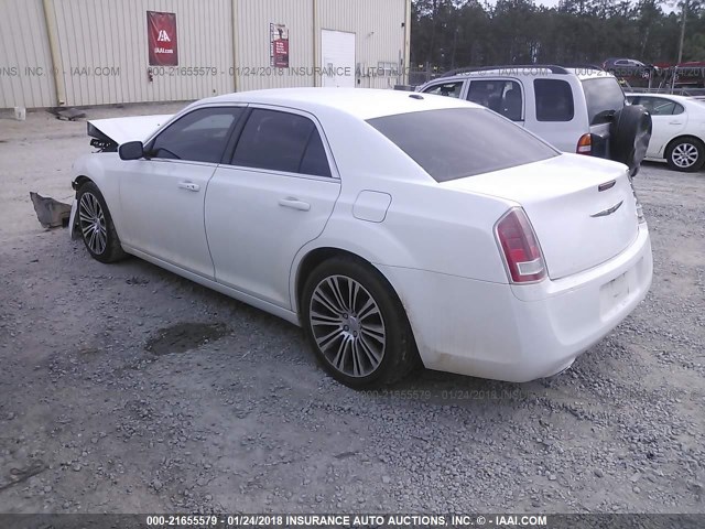 2C3CCABG9DH732038 - 2013 CHRYSLER 300 V6 WHITE photo 3