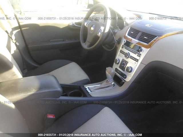1G1ZC5EB8AF136874 - 2010 CHEVROLET MALIBU 1LT 锡色 照片 5