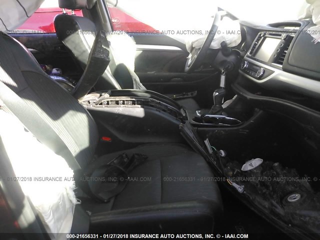 5TDZZRFH2HS200854 - 2017 TOYOTA HIGHLANDER LE/LE PLUS BURGUNDY photo 5