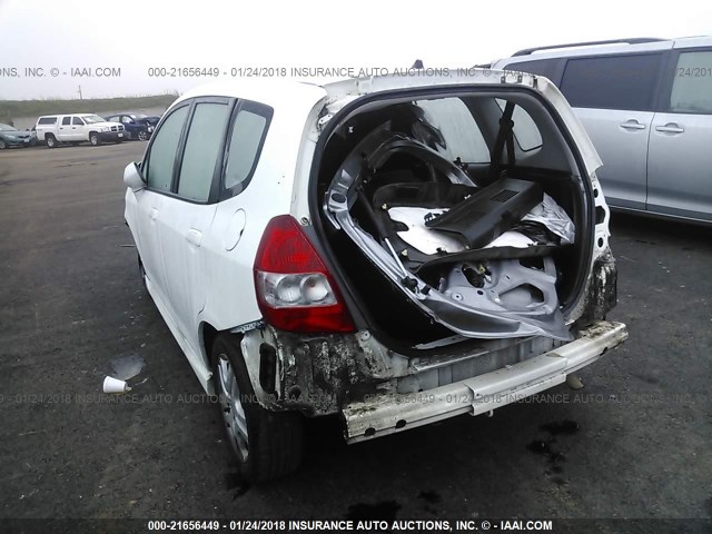 JHMGD38667S021428 - 2007 HONDA FIT S WHITE photo 3