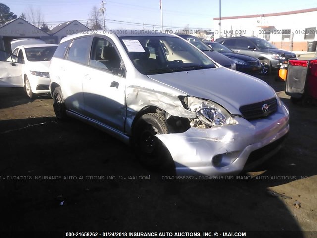 2T1KR32E27C657519 - 2007 TOYOTA COROLLA MATRIX XR SILVER photo 1