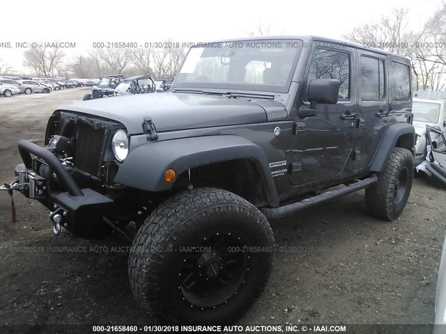 1C4BJWDG0GL217864 - 2016 JEEP WRANGLER UNLIMITE SPORT GRAY photo 2