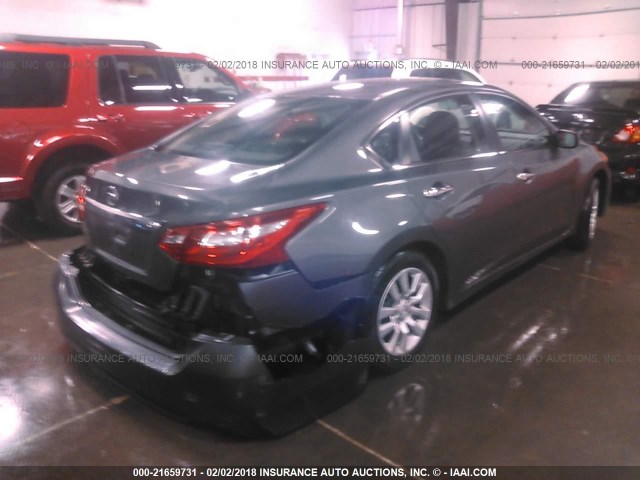 1N4AL3AP4HC149763 - 2017 NISSAN ALTIMA 2.5/S/SV/SL/SR GRAY photo 4