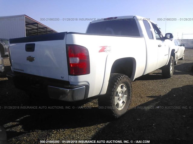 2GCEK19J871667303 - 2007 CHEVROLET SILVERADO K1500 WHITE photo 4