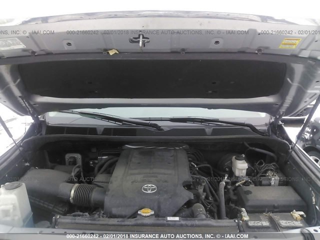 5TFUM5F19HX070098 - 2017 TOYOTA TUNDRA DOUBLE CAB SR/SR5 GRAY photo 10