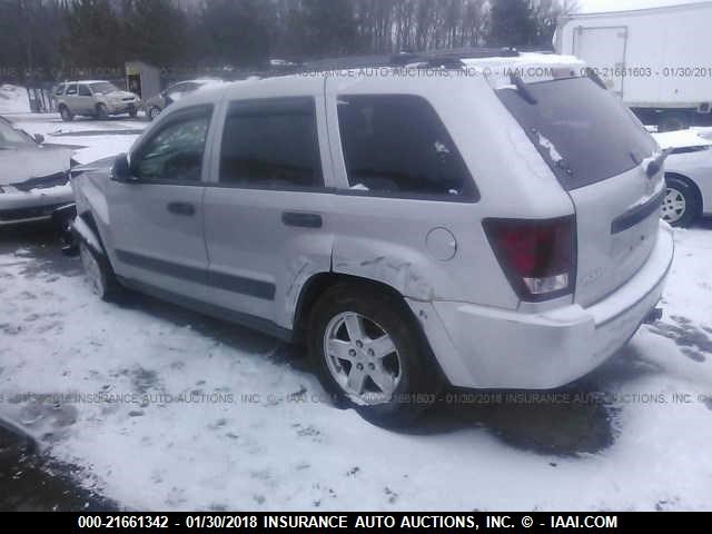 1J4GR48K15C500749 - 2005 JEEP GRAND CHEROKEE LAREDO/COLUMBIA/FREEDOM GRAY photo 3