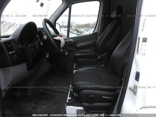 WD3PE8CD0GP188074 - 2016 MERCEDES-BENZ SPRINTER 2500 WHITE photo 8