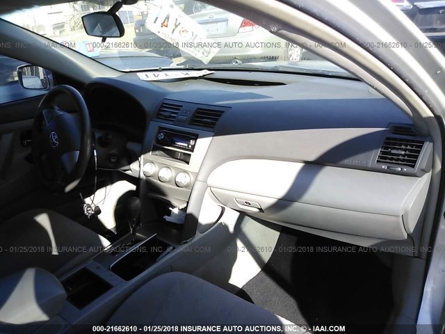 4T1BE46K69U315722 - 2009 TOYOTA CAMRY SE/LE/XLE 银色 照片 5
