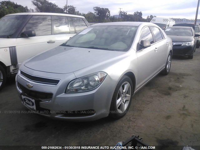 1G1ZB5E1XBF116010 - 2011 CHEVROLET MALIBU LS 银色 照片 2