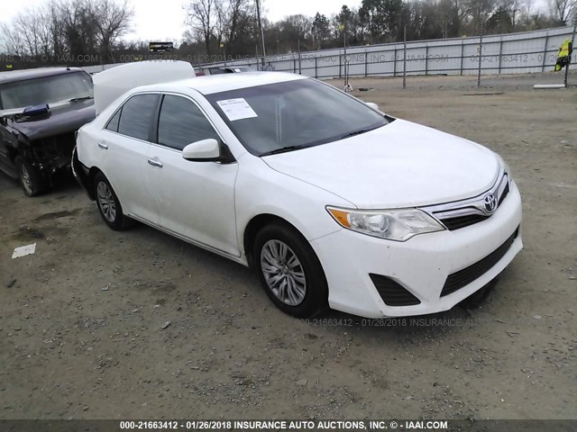 4T1BF1FK9CU132012 - 2012 TOYOTA CAMRY SE/LE/XLE WHITE photo 1