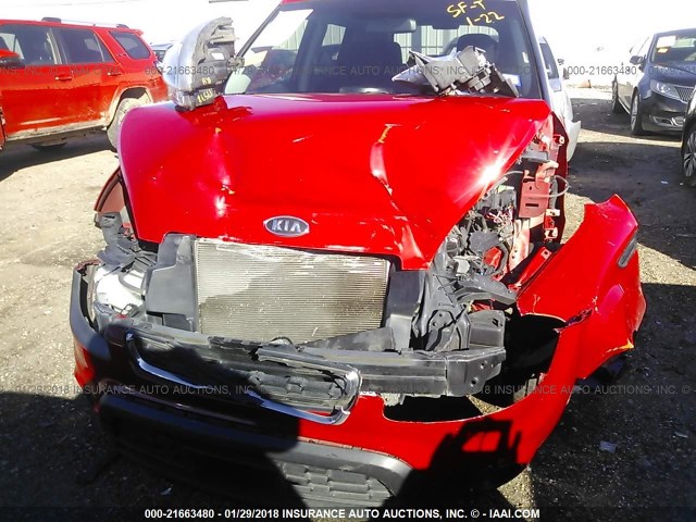 KNDJT2A65C7424408 - 2012 KIA SOUL +/!/SPORT RED photo 6