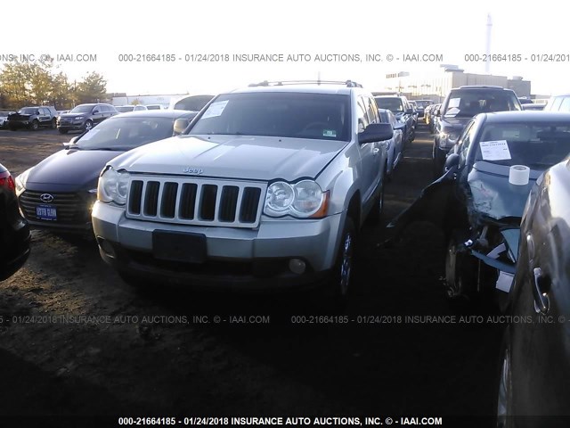 1J8GR48K38C215926 - 2008 JEEP GRAND CHEROKEE LAREDO SILVER photo 2