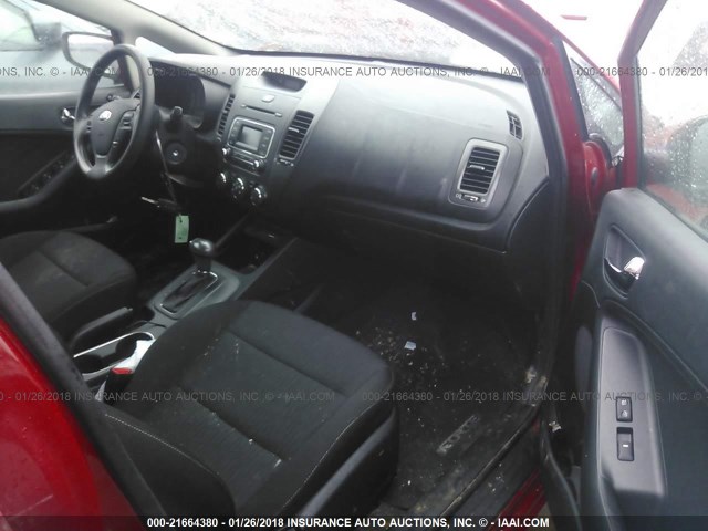 KNAFK4A6XG5567972 - 2016 KIA FORTE LX RED photo 5