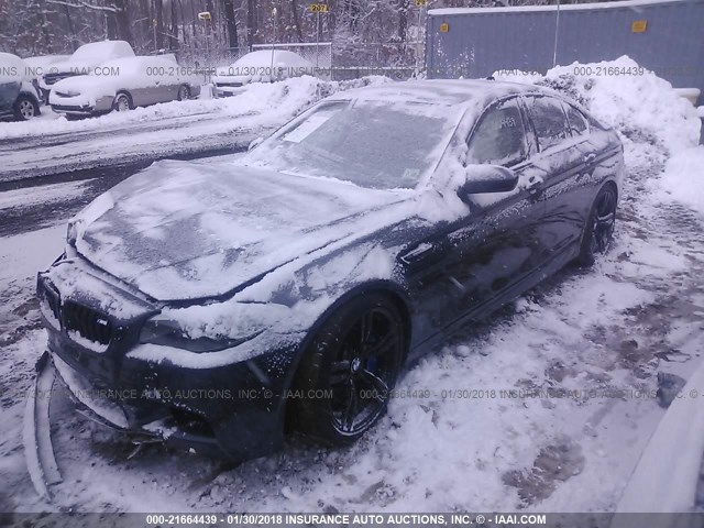 WBSFV9C56DD096361 - 2013 BMW M5 GRAY photo 2