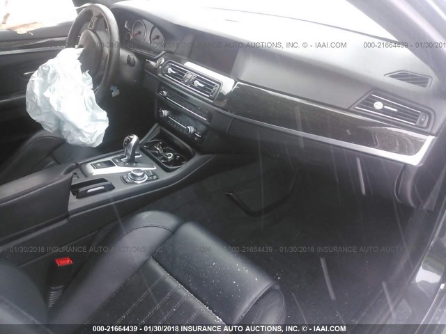 WBSFV9C56DD096361 - 2013 BMW M5 GRAY photo 5