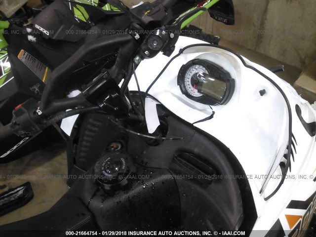 4UF10SNW3AT111096 - 2010 ARCTIC CAT CROSSFIRE 白色 照片 5