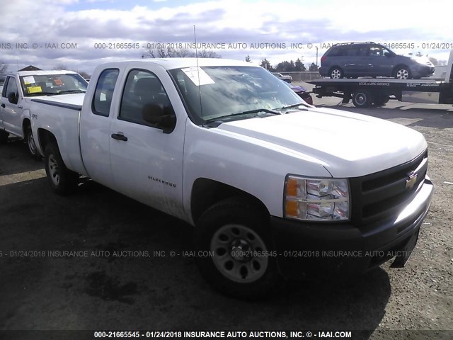 1GCSKPEA9AZ284044 - 2010 CHEVROLET SILVERADO K1500 WHITE photo 1