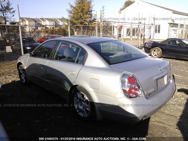 1N4AL11D15N449125 - 2005 NISSAN ALTIMA S/SL SILVER photo 3